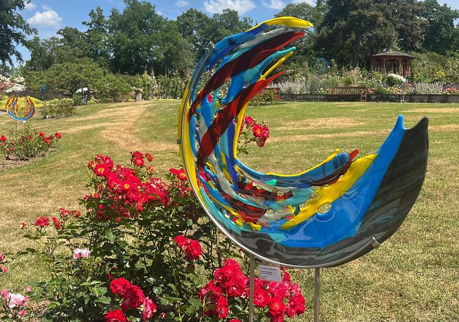 Rose trifft Kunst  (Foto: Rosenstadt Sangerhausen GmbH)