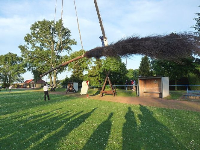 Größter Besen der Welt (Foto: Karl-Heinz Herrmann) Größter Besen der Welt (Foto: Karl-Heinz Herrmann)