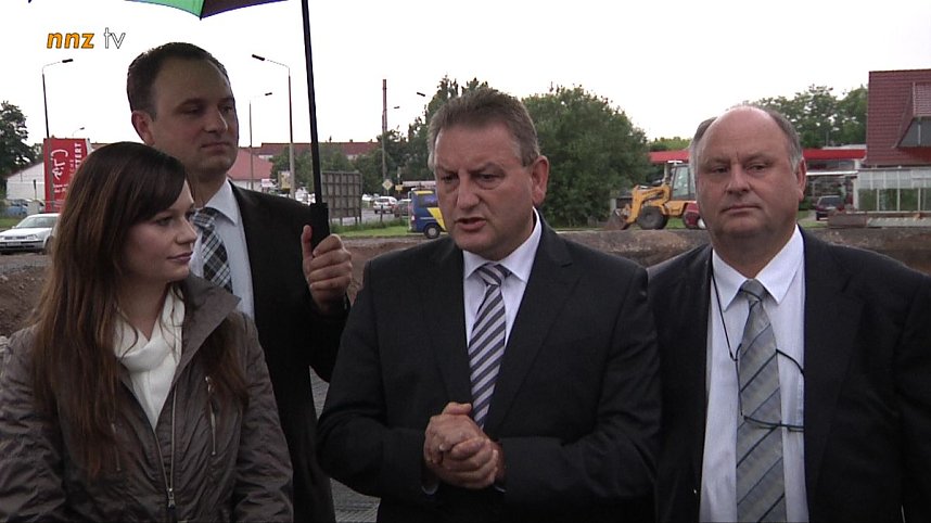 Grundsteinlegung f&uuml;r neues Autohaus