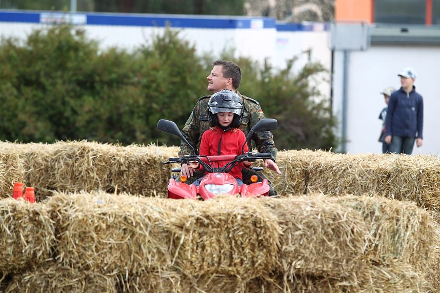 Sommerfest in der Kyffh&auml;user Kaserne
