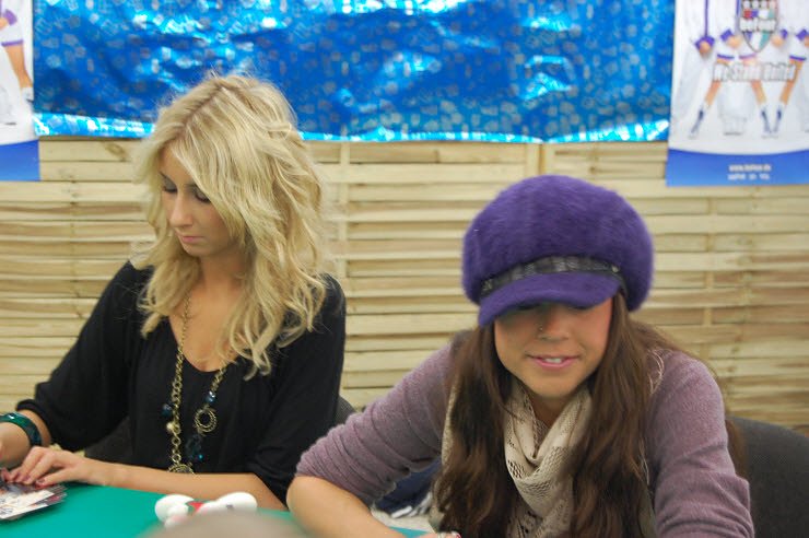 Autogrammstunde beFour in Nordhausen. nnz-City Scout on Tour