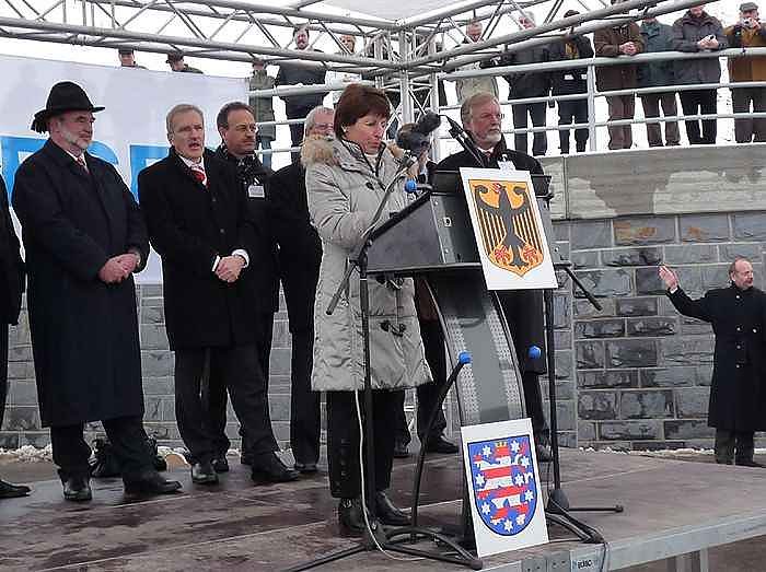 Er&ouml;ffnung Schm&uuml;cketunnel