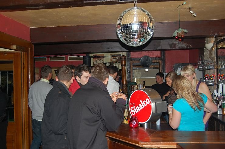 Weihnachtsparty im Amelie. NNZ-City Scout on Tour