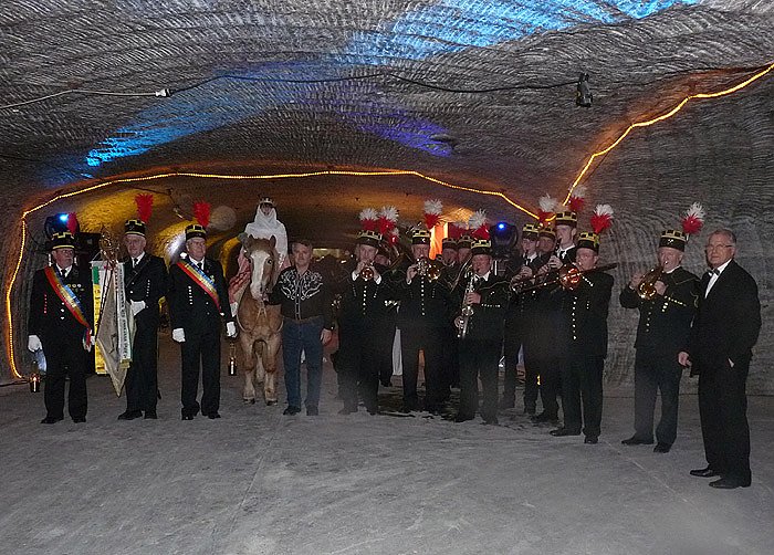 1. Sondersh&auml;user Salz-Kristallball