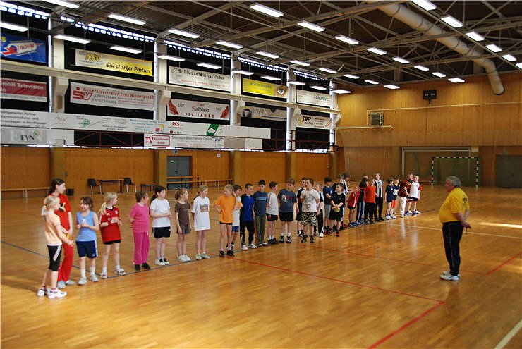 Handball-Oster-Camp. NNZ-City Scout on Tour