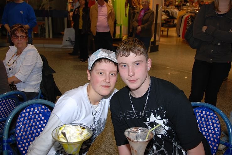 1. Moonlightshopping im Jahr 2009 S&uuml;dharz Galerie Nordhausen.