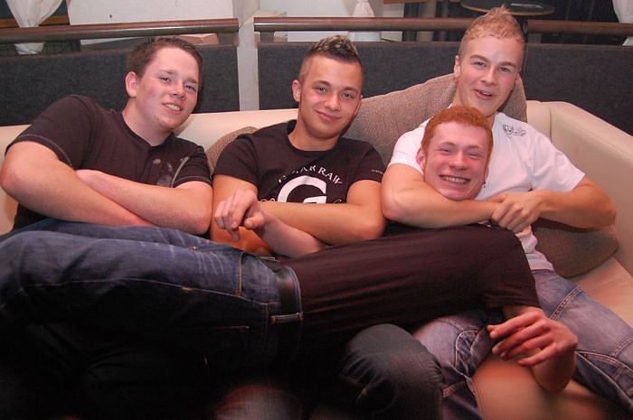 Schools Out Party in der Webe