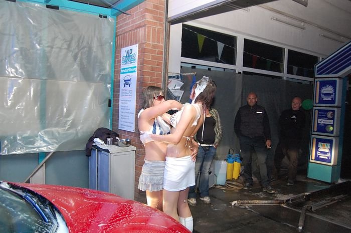 Sexy Autow&auml;sche Party 