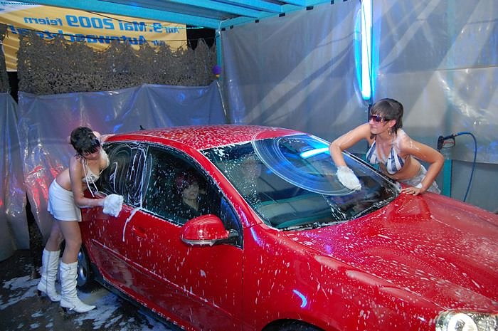 Sexy Autow&auml;sche Party 