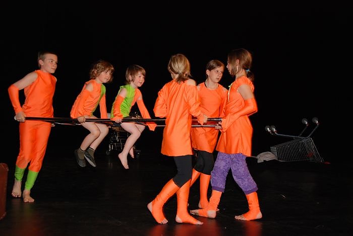 Lichterschein und Dunkelmumps im Theater