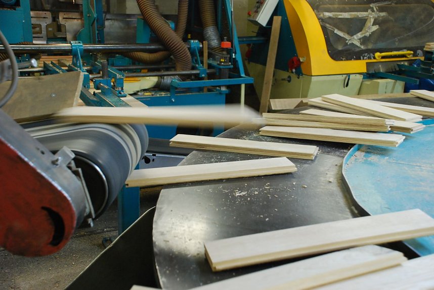 In Wolfsberg wird auch echtes Eichenparkett hergestellt.