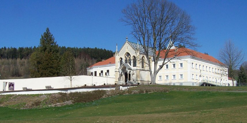 Ein Abstecher nach Wien: Kloster Mayerling - ehemals Jagdschloss dann Kloster