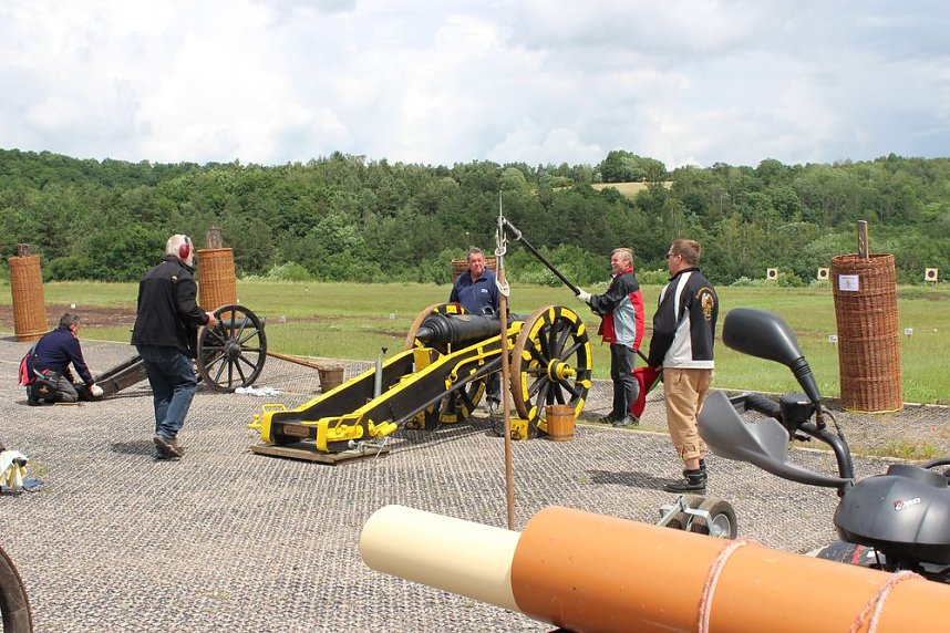 Mehr als nur Kanonenschie&szlig;en