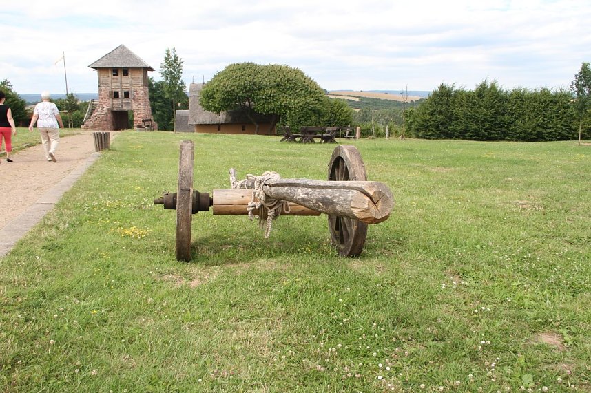 Geschichte erleben auf der Pfalz Tilleda