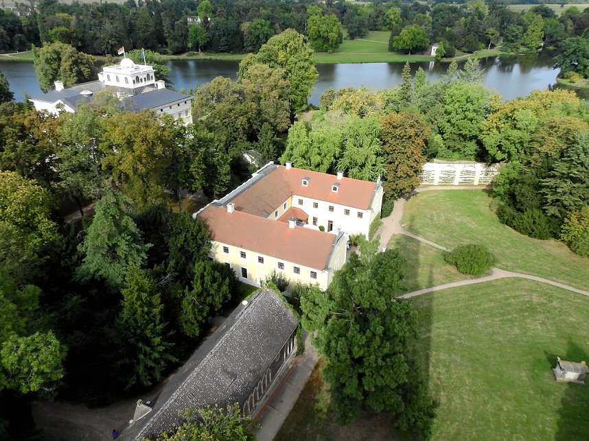 Kirche im W&ouml;rlitzer Park