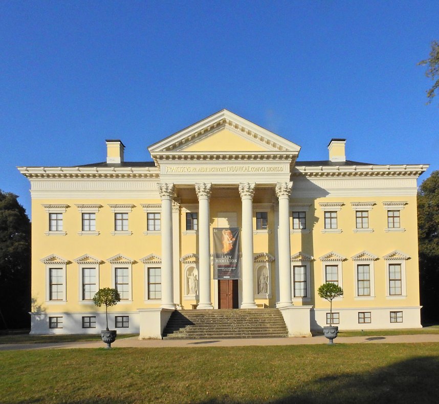 Kirche im W&ouml;rlitzer Park