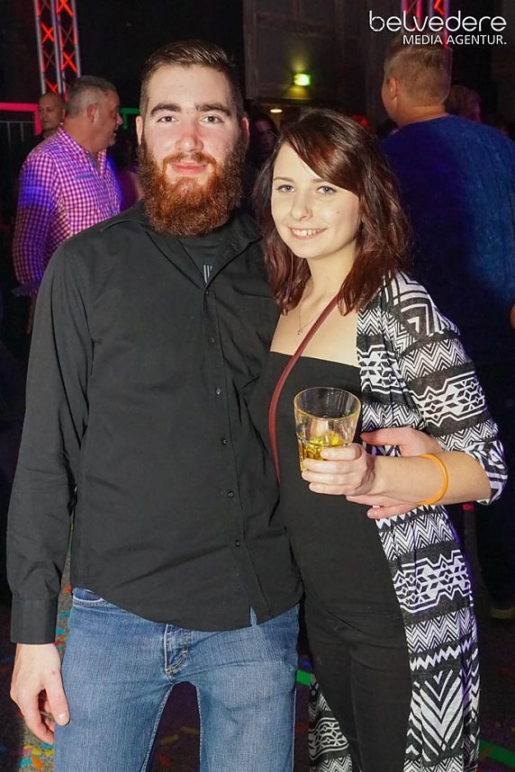 Wir bekennen Farbe! - so hie&szlig; das Motto der Nacht vom Samstag zu Sonntag im Nordh&auml;user Jugendclubhaus. Auf die G&auml;ste wartete nicht nur jede Menge Licht, sondern auch jede Menge toller Musik. Wir haben wieder die Galerie f&uuml;r Sie zusammengestellt.