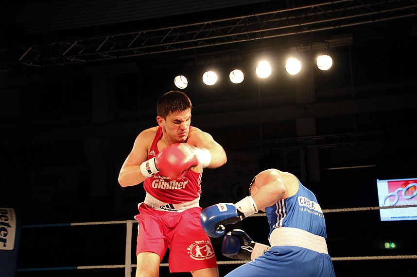 Grandiose Boxnacht in Nordhausen