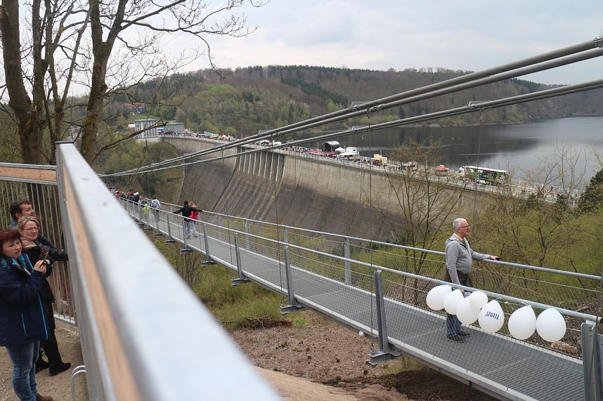 Titan RT - die l&auml;ngste Fu&szlig;g&auml;ngerh&auml;ngebr&uuml;cke der Welt wurde heute im Harz er&ouml;ffnet