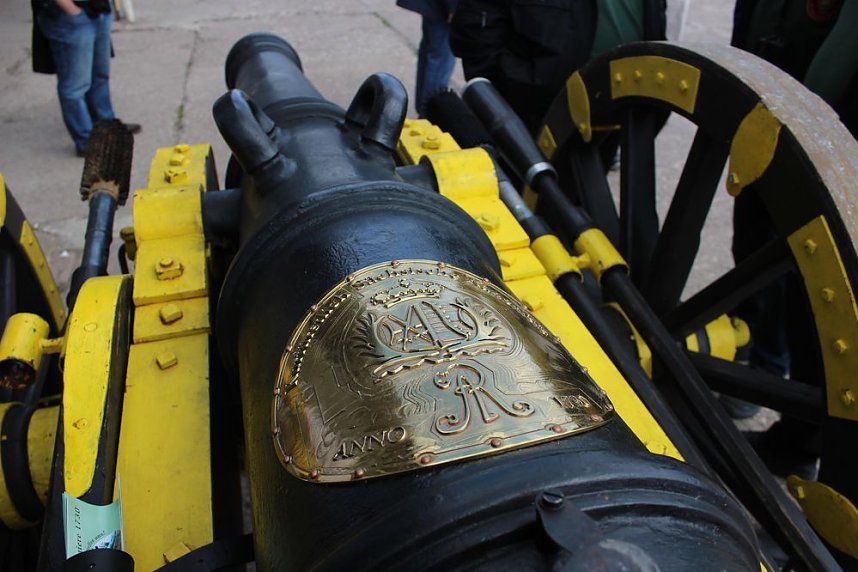 Gro&szlig;e Parade auf dem Dickkopf