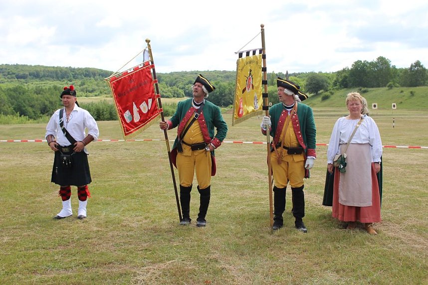 Gro&szlig;e Parade auf dem Dickkopf
