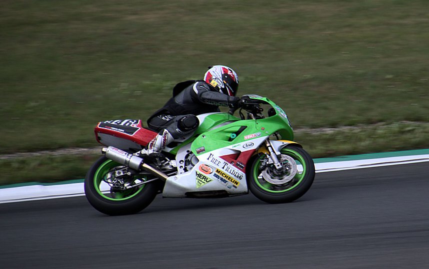 An der Piste und in der Stadt