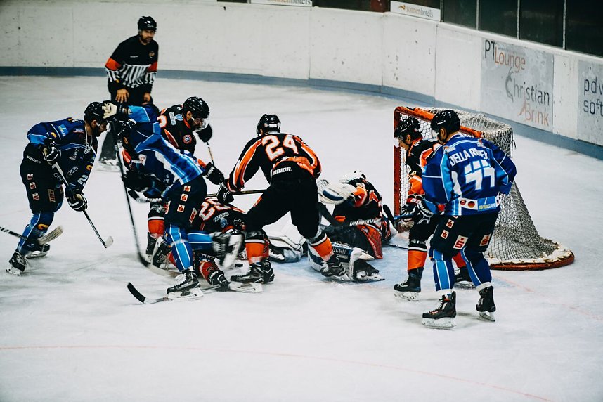 Harzer Falken schlagen sich achtbar
