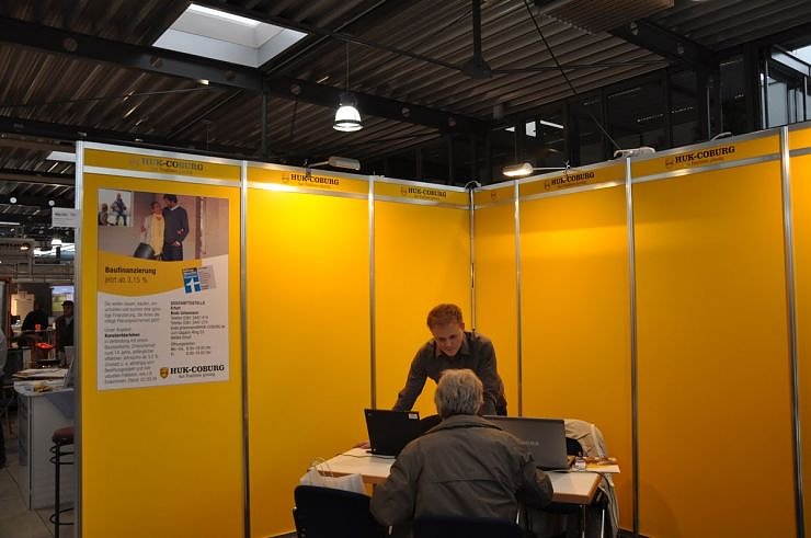 Messe im Autohaus Peter