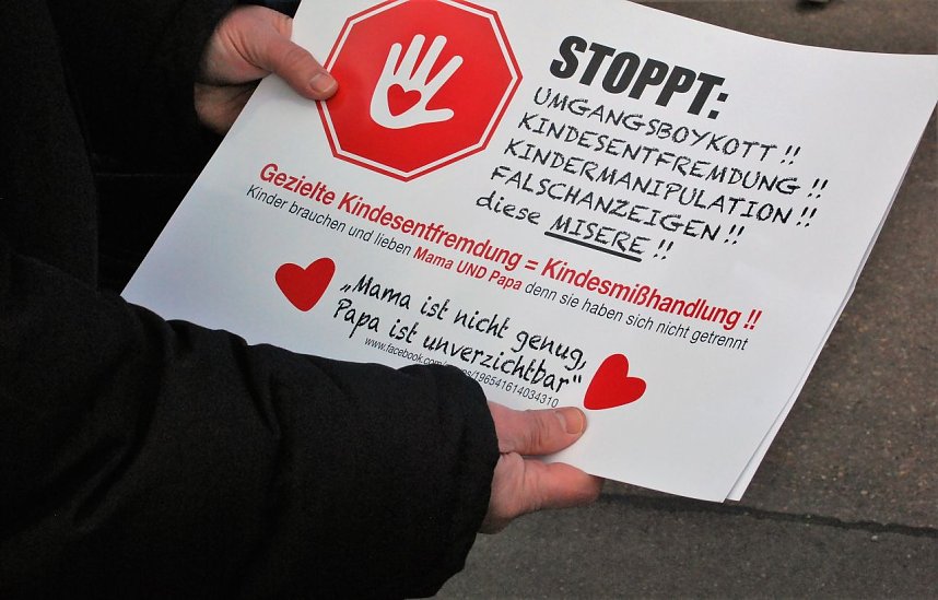 Initiativen f&uuml;r Kinder und ihre Eltern warben f&uuml;r ihre Konzepte