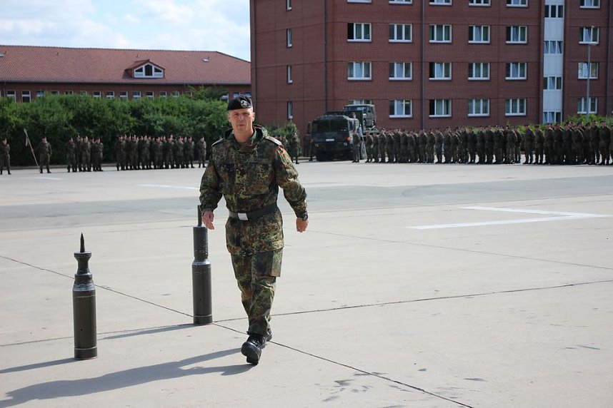 Einheiten der Bundeswehr verabschiedet