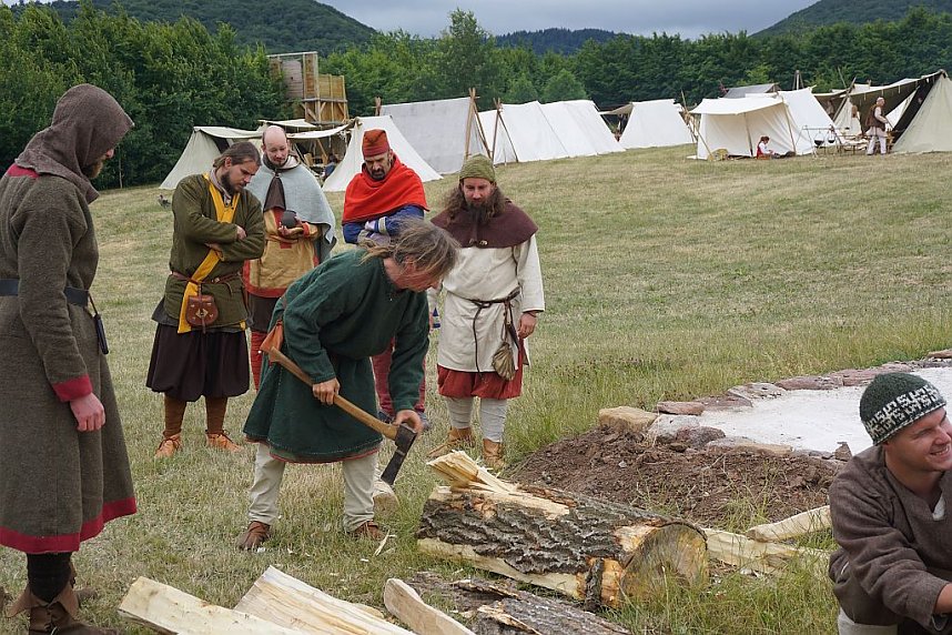 Handwerkermarkt zum Mitsommer