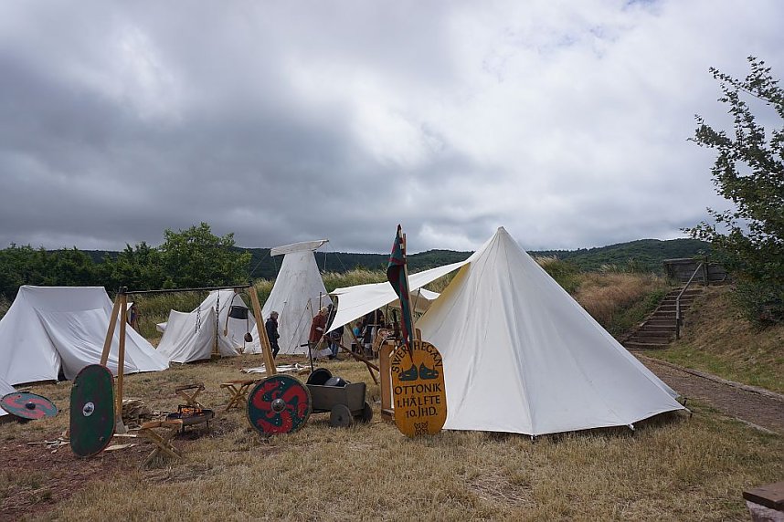Handwerkermarkt zum Mitsommer