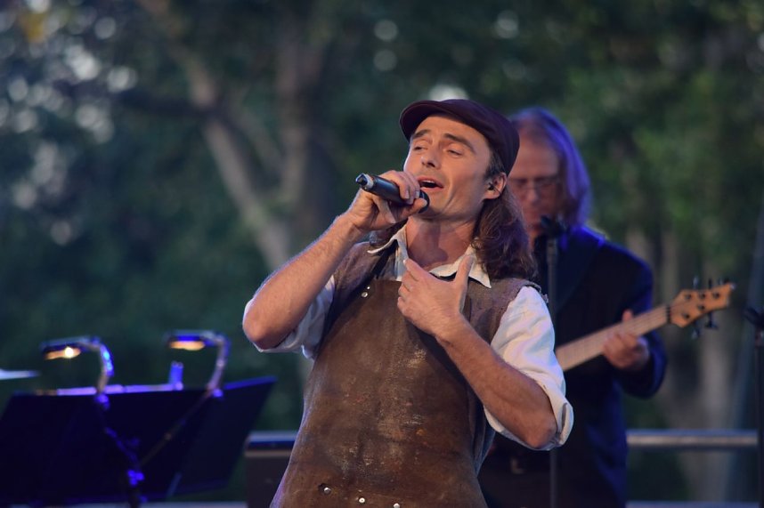 Abend voller Emotionen mit Musicalstar Thomas Borchert