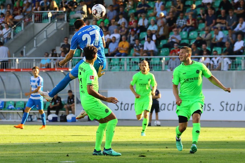 Wacker testete gegen Bundesligist in Hannover