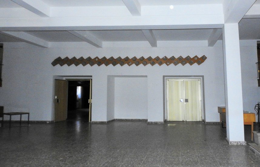 Erst Nazis, dann die SED