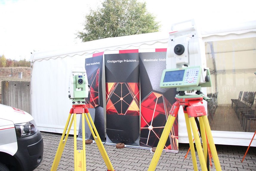 25 j&auml;hriges Betriebsjubil&auml;um bei der Vermessung