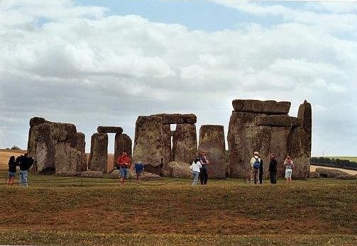 Weltbekannt sind die Steinkreuze von Stonehenge in der Grafschaft Kent.