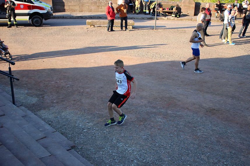 Erfolgreich Kyffh&auml;userdenkmal gest&uuml;rmt