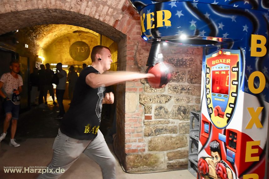 Allways Thirty3 / Golden Circle