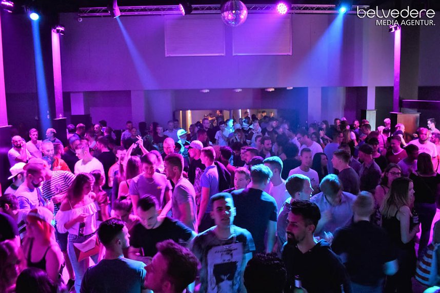 Party im Jugendclubhaus in Nordhausen - der Samstag