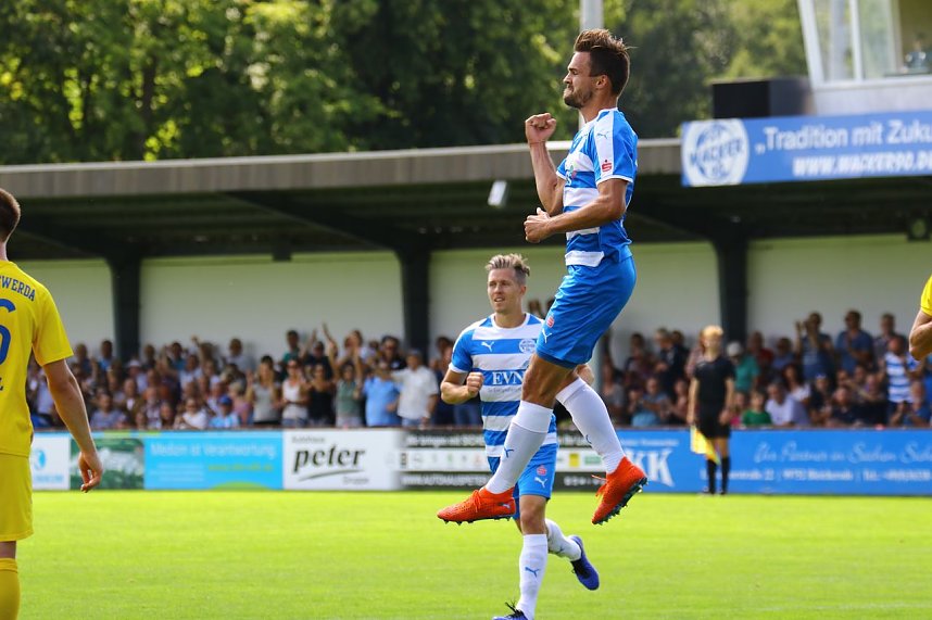 Wacker gewinnt 8:0 gegen Bischofswerda