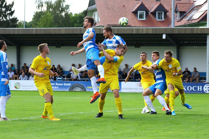 Wacker gewinnt 8:0 gegen Bischofswerda