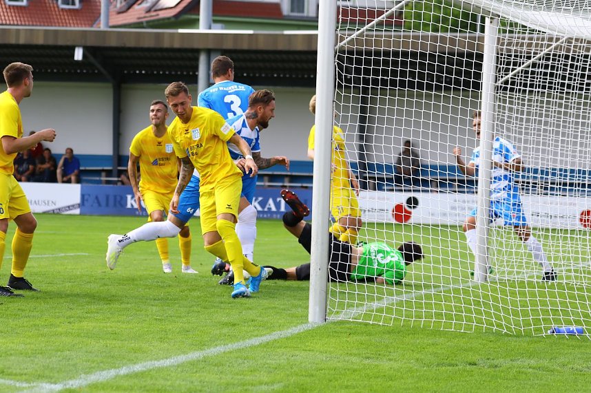 Wacker gewinnt 8:0 gegen Bischofswerda