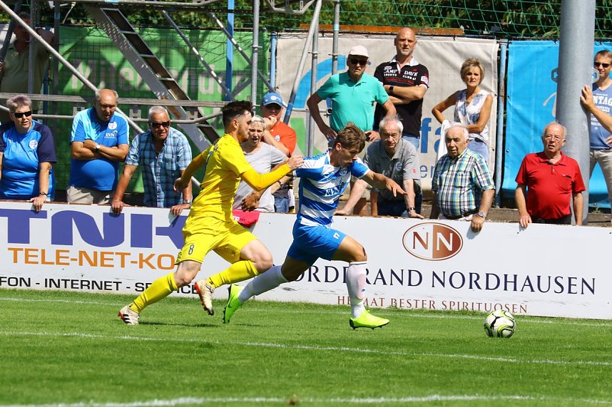 Wacker gewinnt 8:0 gegen Bischofswerda