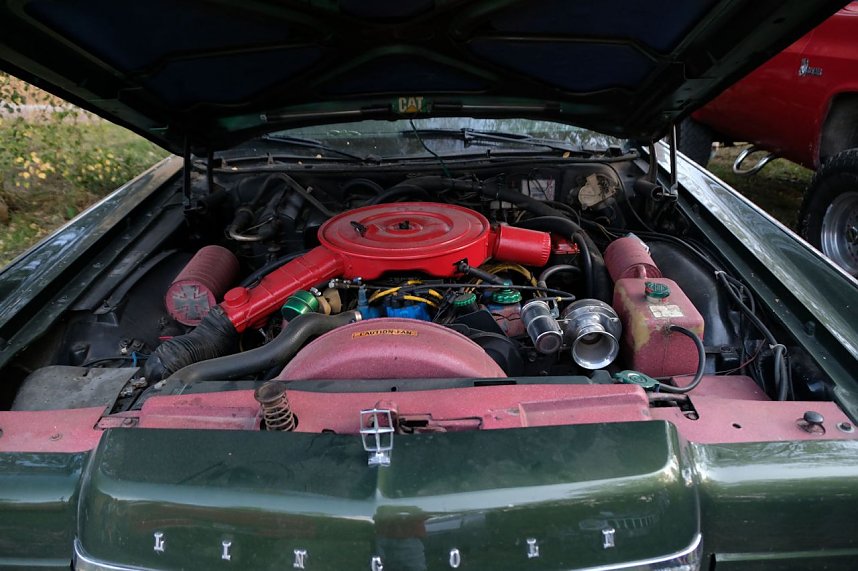 US-Cars in der Westernstadt