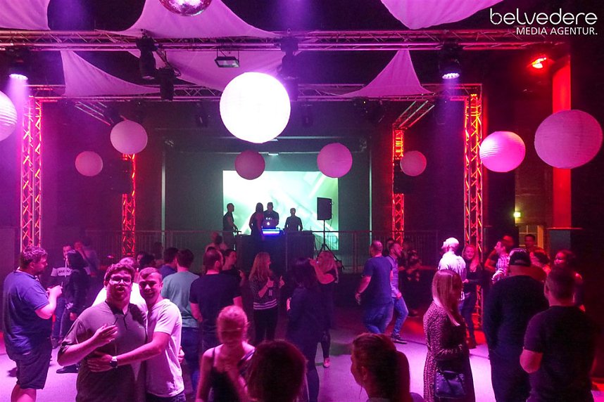 Party im Jugendclubhaus in Nordhausen - der Samstag