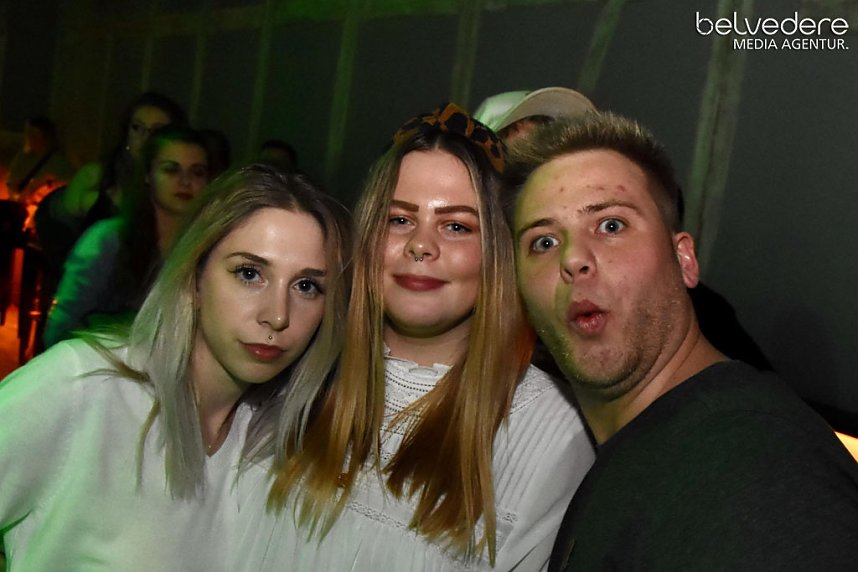 Party im Jugendclubhaus in Nordhausen - der Samstag