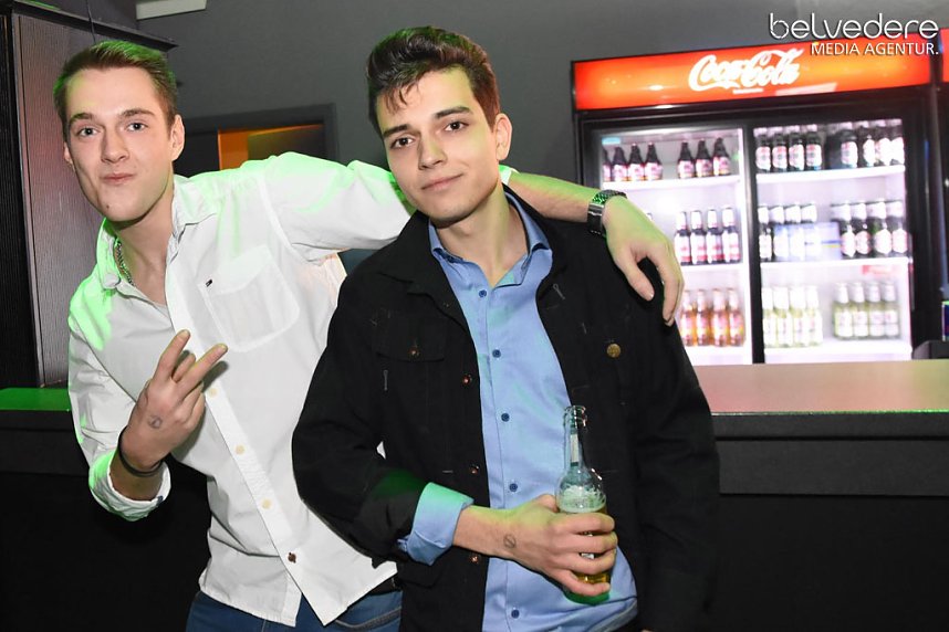 Party im Jugendclubhaus in Nordhausen - der Samstag