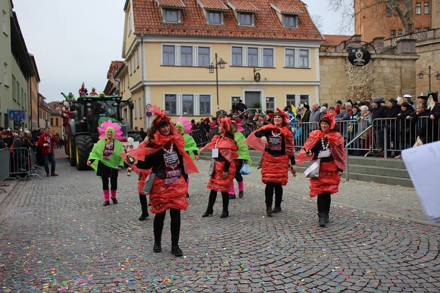 Rosenmontag auf dem Markt Sondershausen