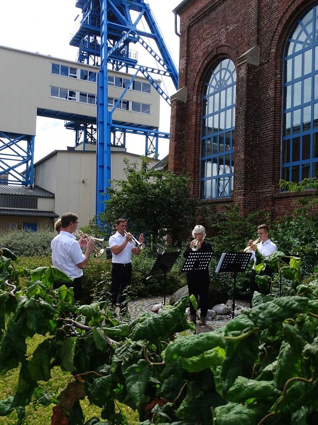 Bergbautechnologen erhielten Zeugnisse